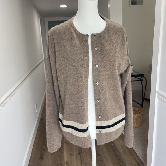 Women M Cashmere Cardigan Tan Brown Button Front Crew Preppy Sporty Classic FLAW - Picture 1 of 11